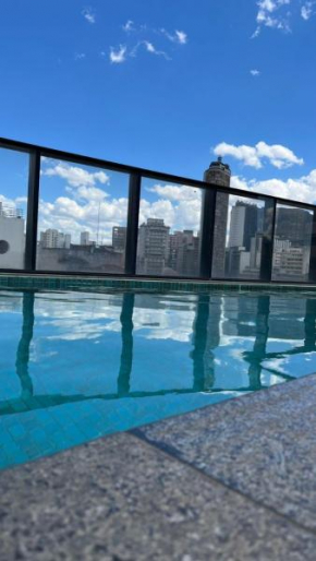Apartment with pool and garage, 300m metro 99